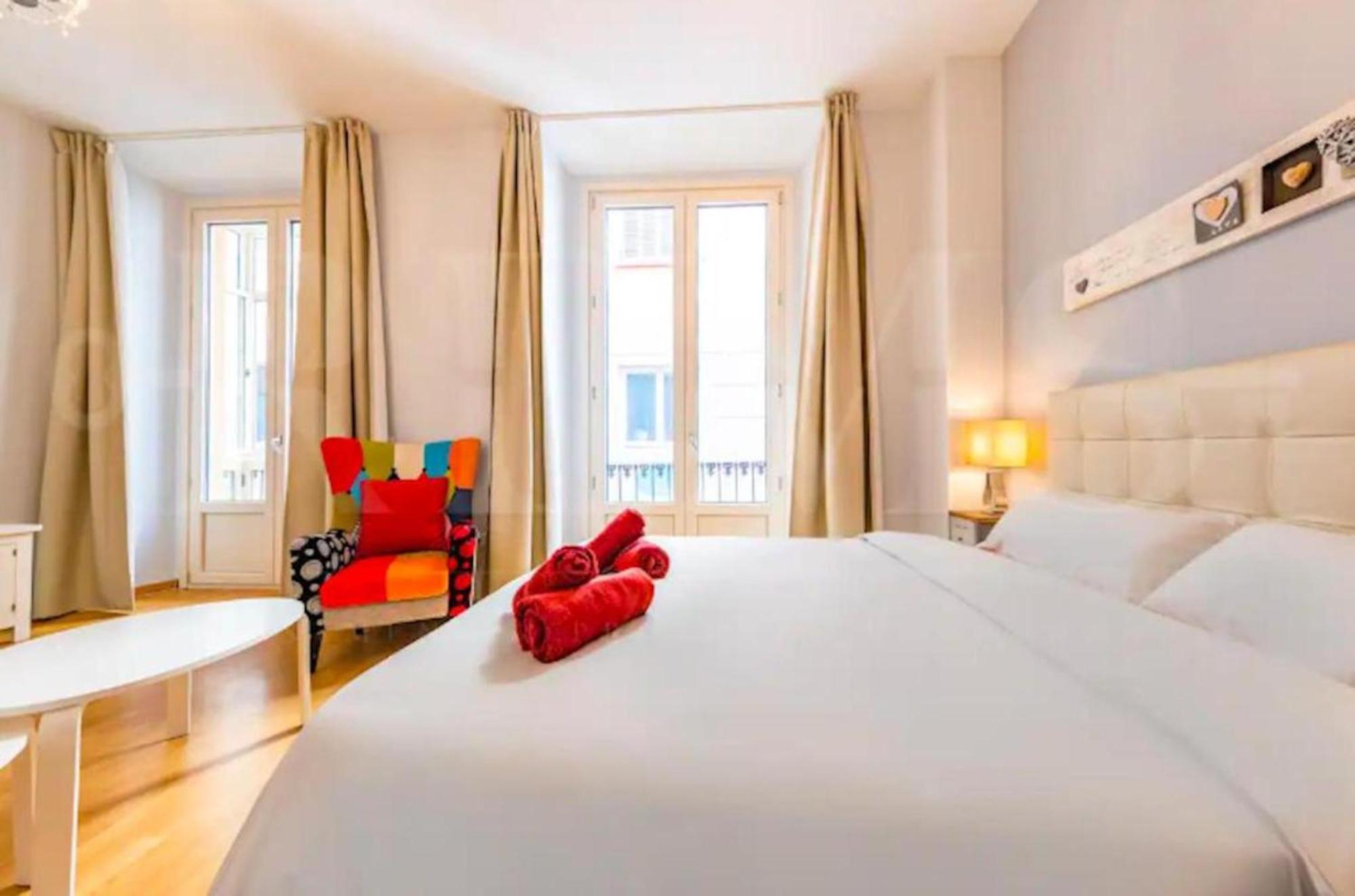 Апартаменты Holidays2Malaga Old Town Экстерьер фото